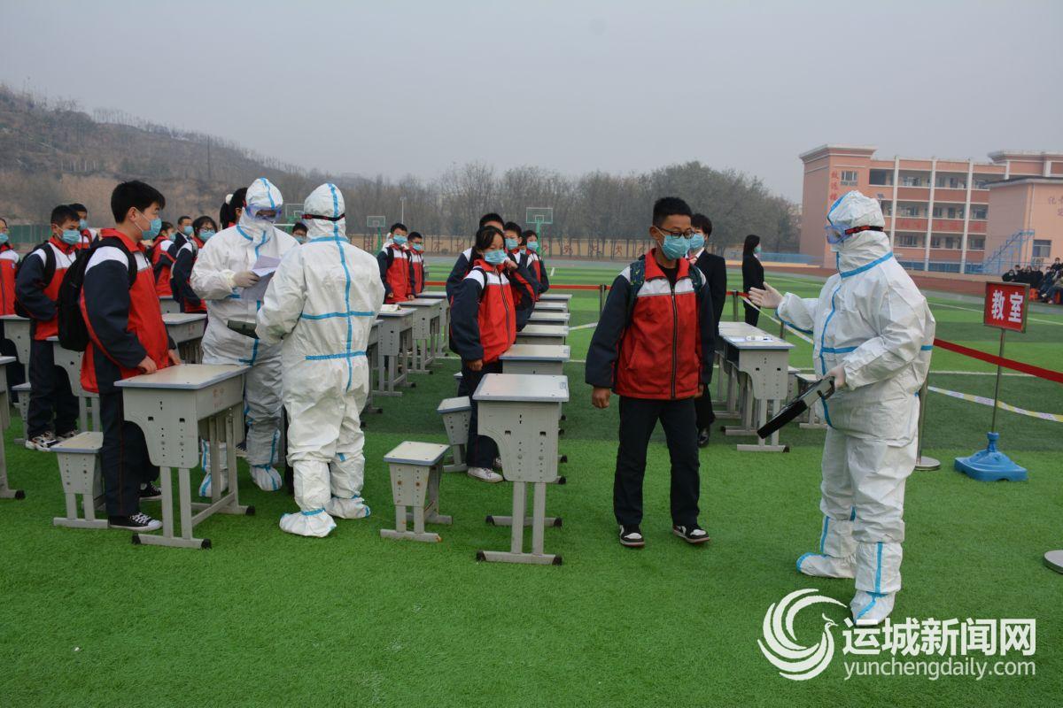 河津市举行学校疫情防控应急演练观摩活动