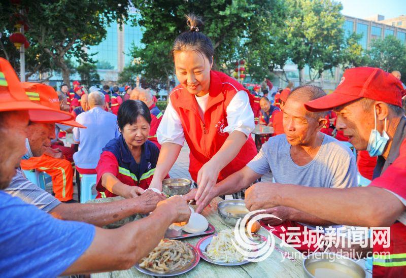 关注高温|亮亮酷暑下的“幸福感”