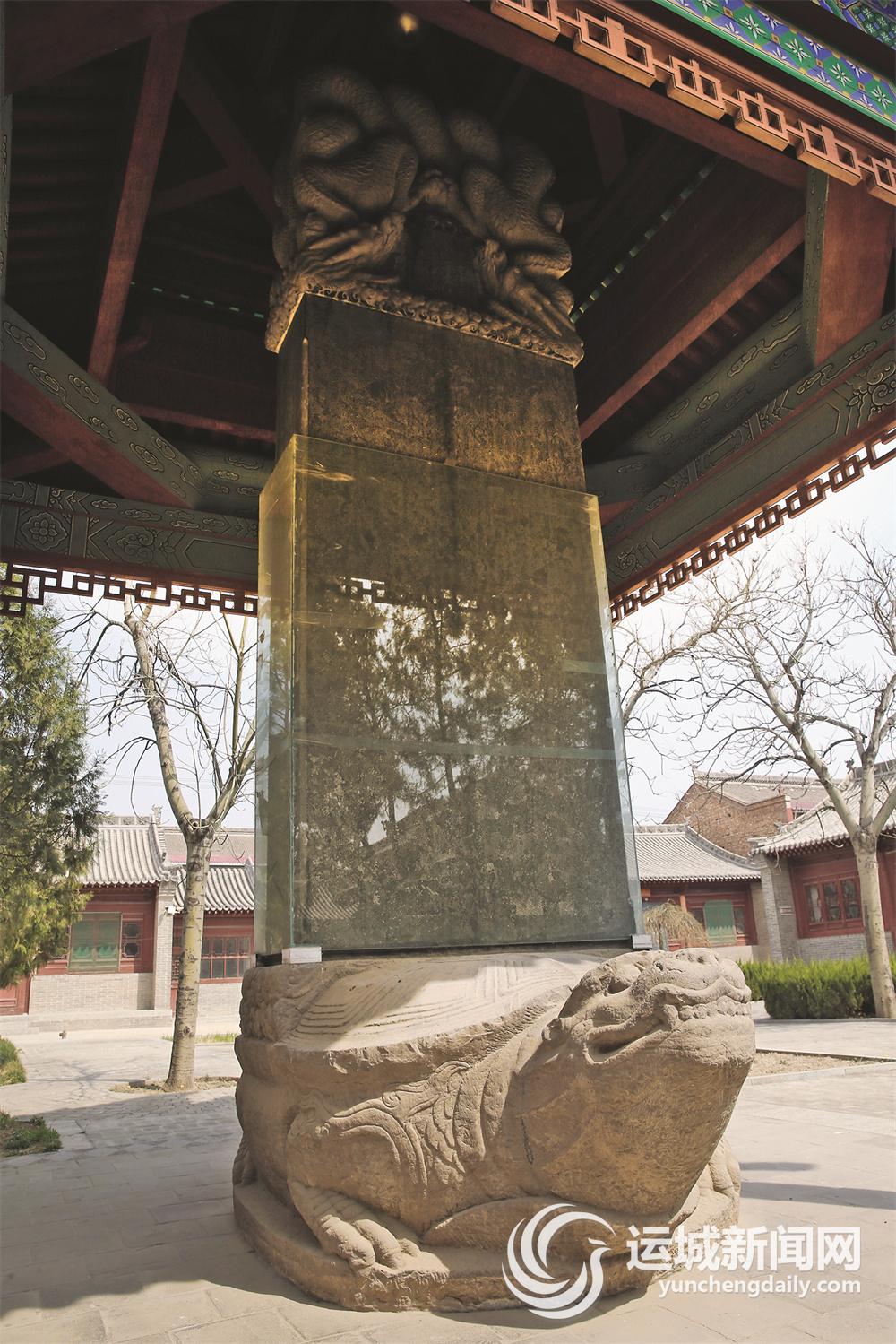 运城新闻网-稷山青龙寺：壁画增寺色碑刻壮寺威