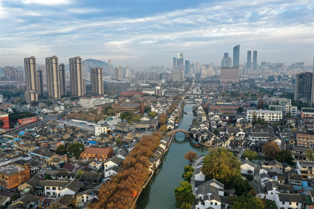95890fa9-5f7c-40fe-acb9-feba6372af86.jpg